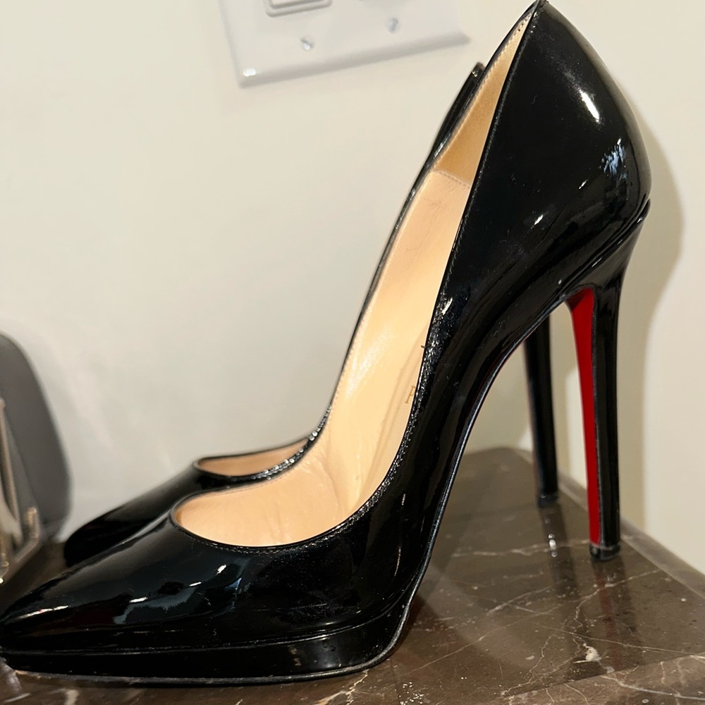 Louboutin Pigalle platform- patent leather heel.
